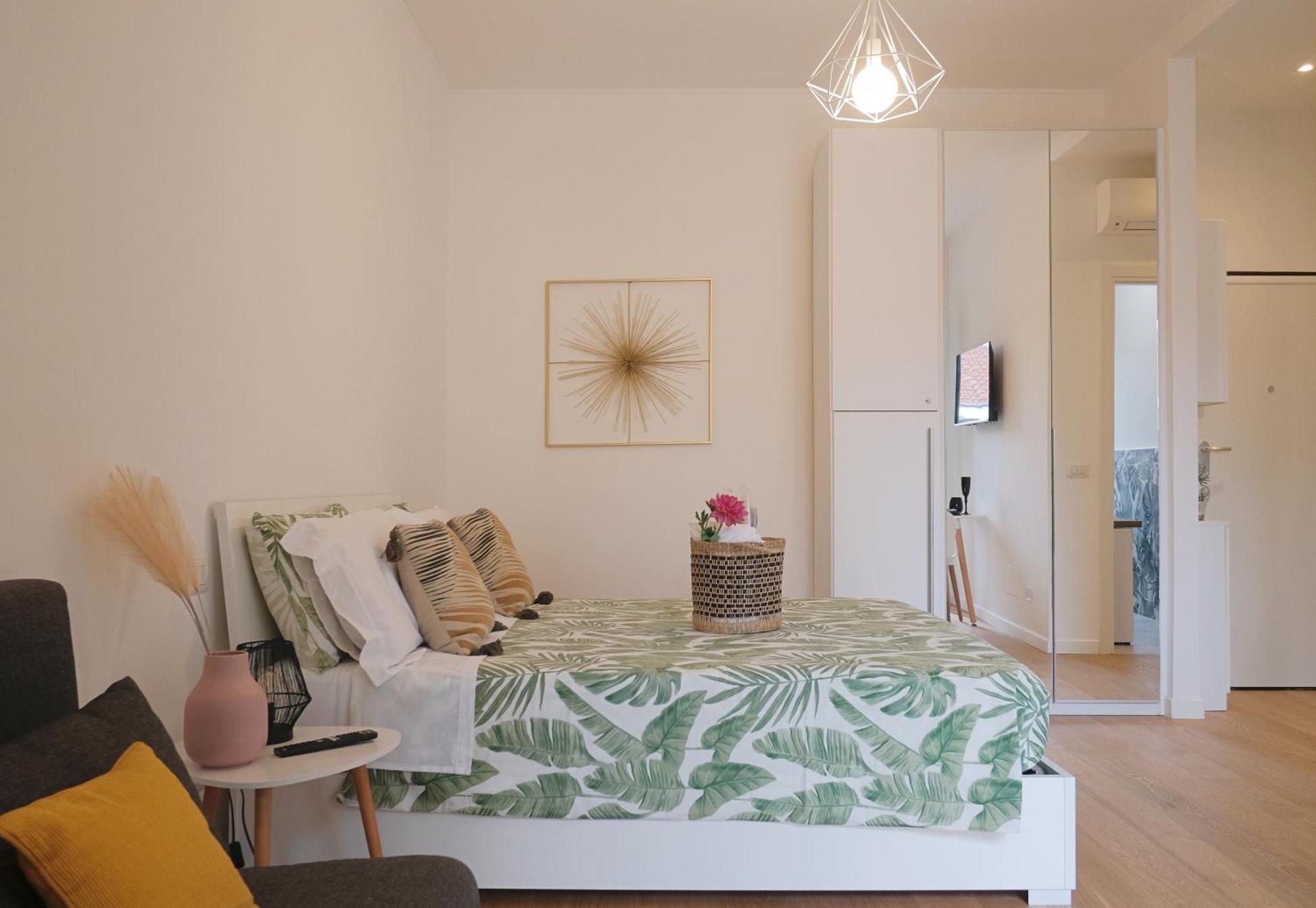 P&D Apartments Navigli Via Paoli Милано Екстериор снимка